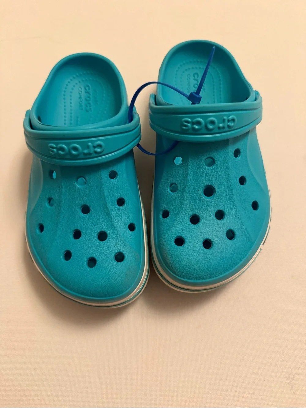 CROCS lightweight slip